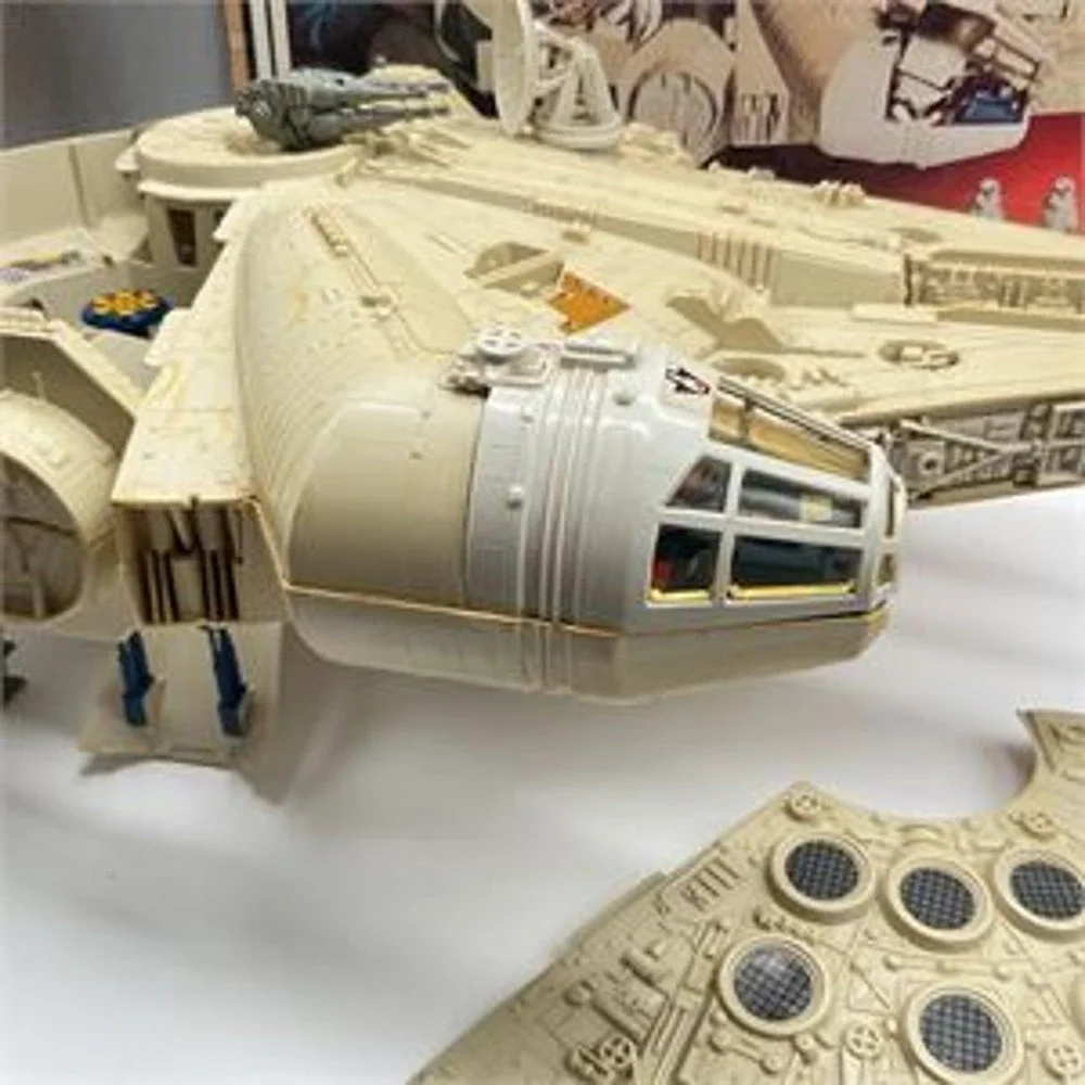 Vintage 1979 Kenner Star Wars Millennium Falcon Spaceship Vehicle with Box